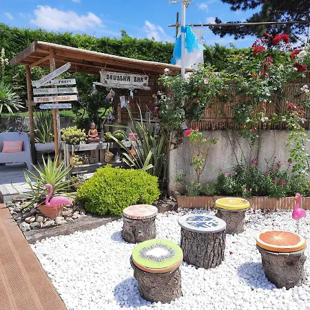 De Chenier Homestay